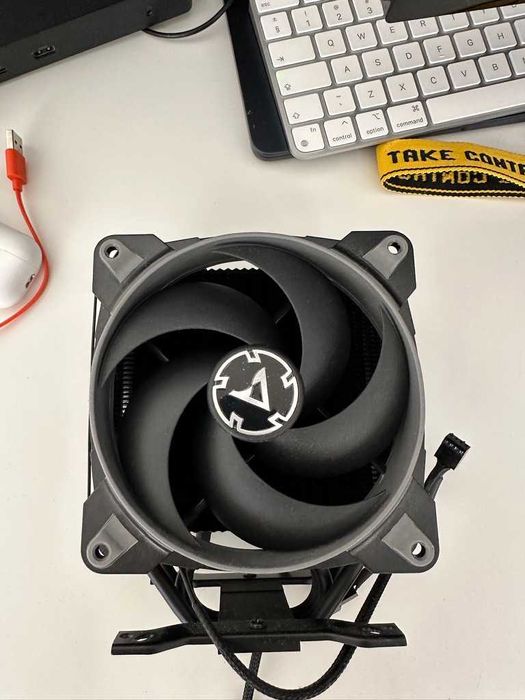 Arctic Freezer 34 Esports Duo