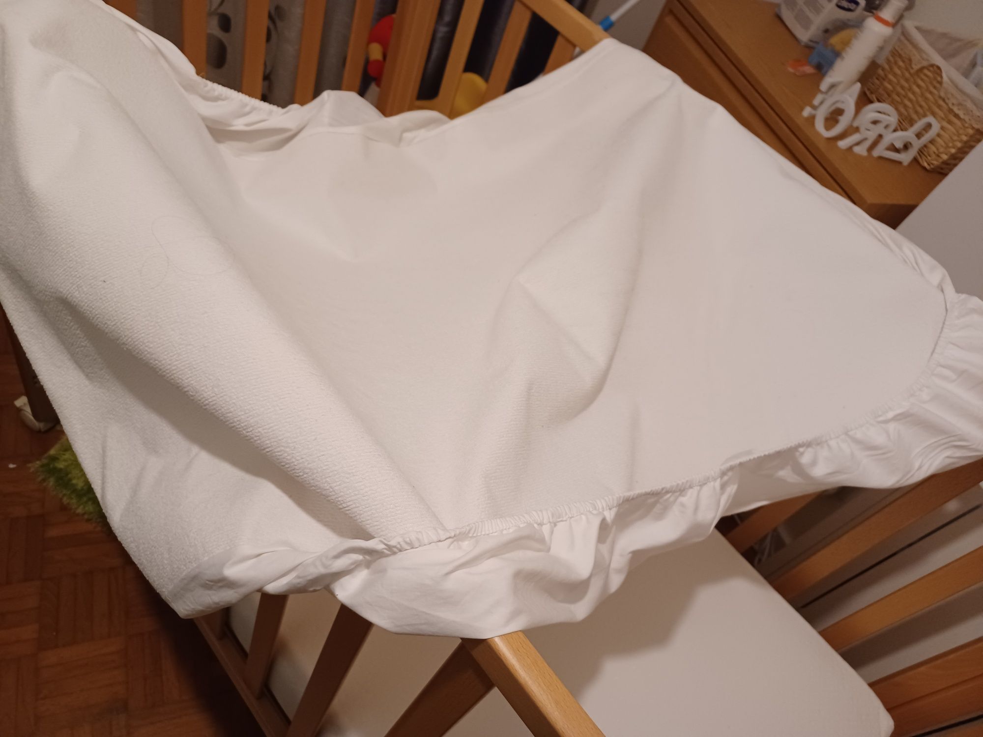 Cama de grade, com colchão e protector para colchão