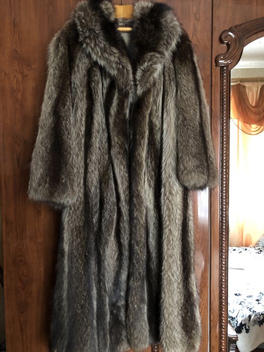 Жіноча шуба з натурального хутра
