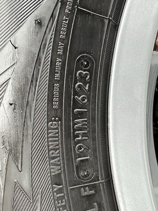 Резина зимня TOYO observe GSI-6 ls