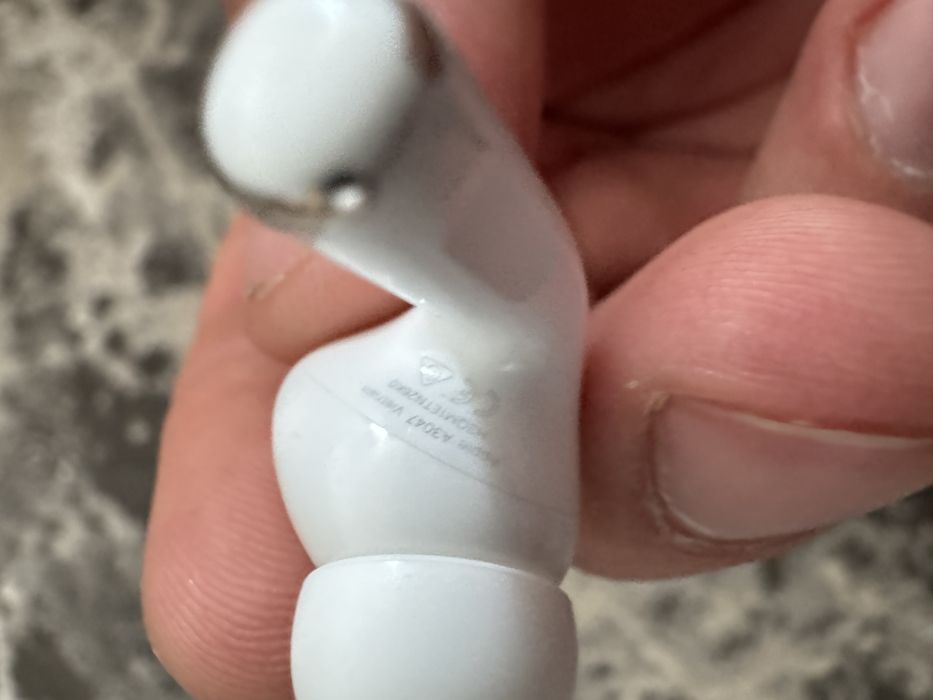 Airpods Pro 2 gen 2 type-c(кейс та правий навушник)