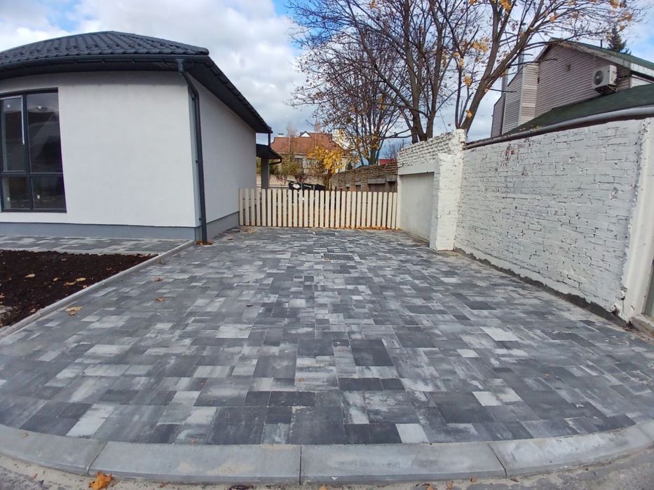 Будинок з великим підвалом і каміном! КМ Канадське Село, без %