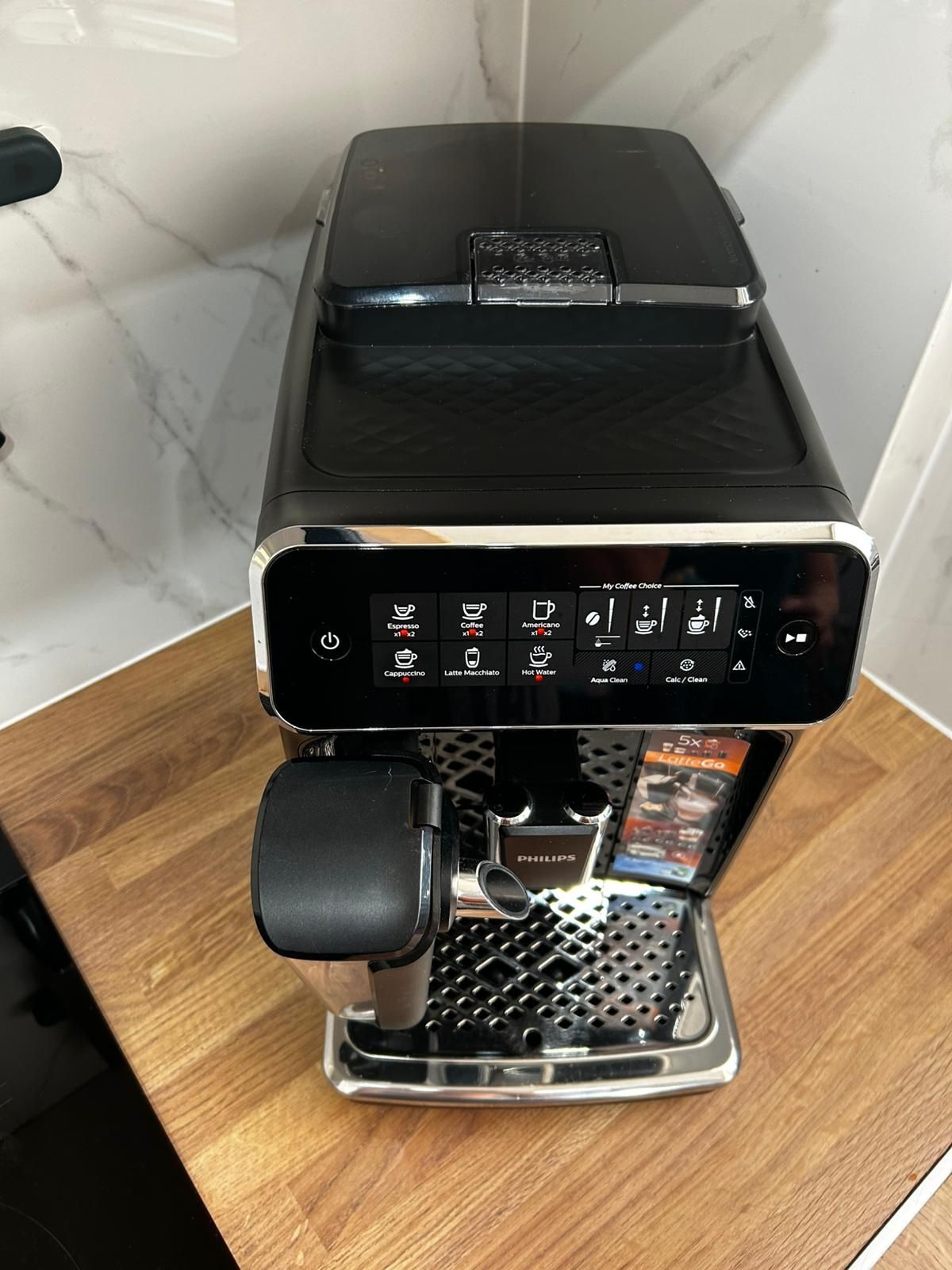 Ekspres Philips Latte Go EP3241