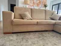 Sofá com chaise long