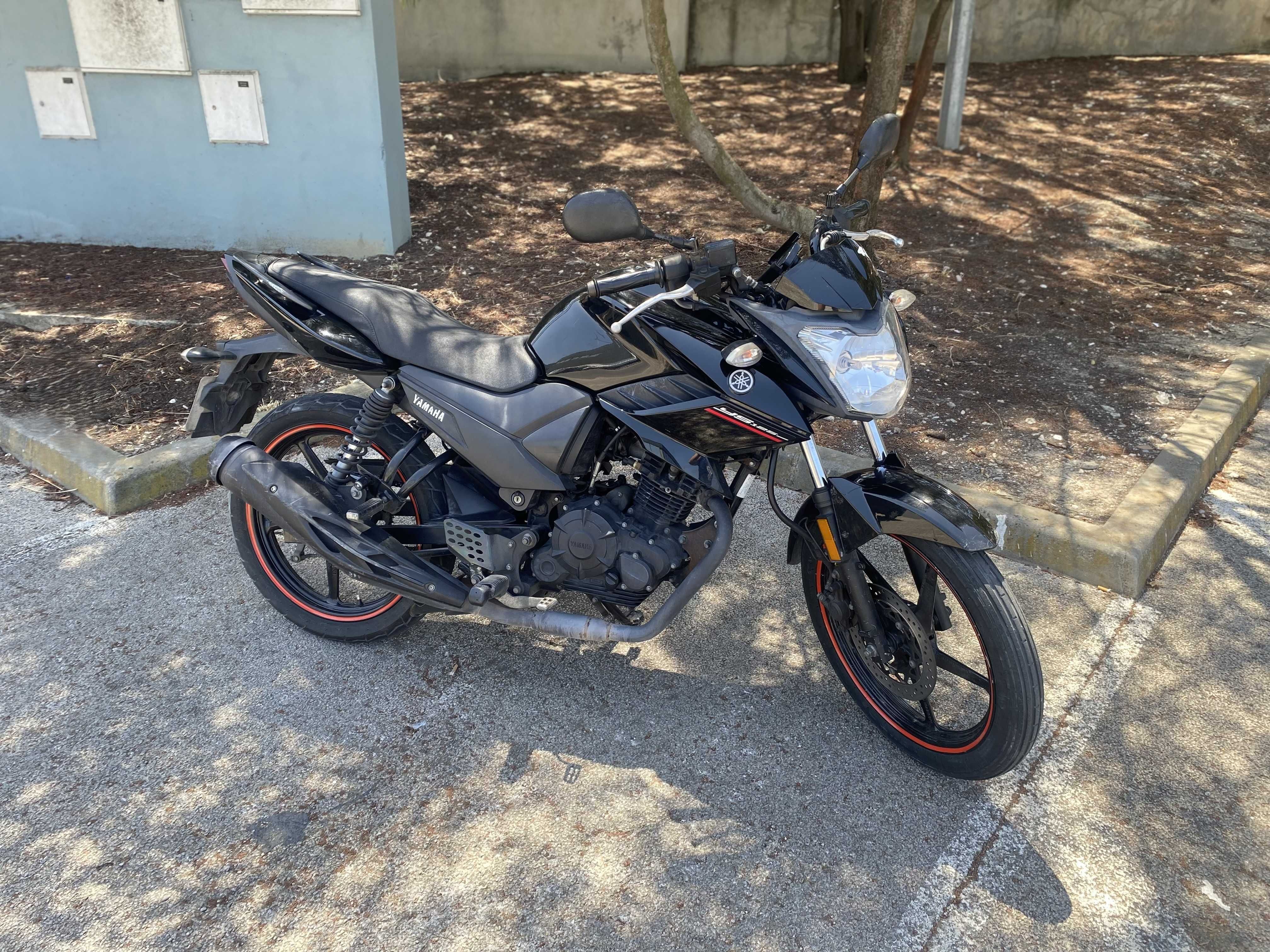 Yamaha YS 125 • 2018 • Económica e Fiável