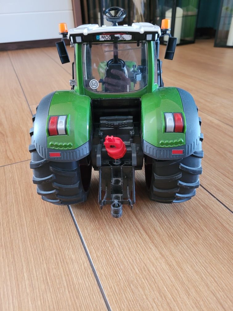 Bruder Fendt 1050