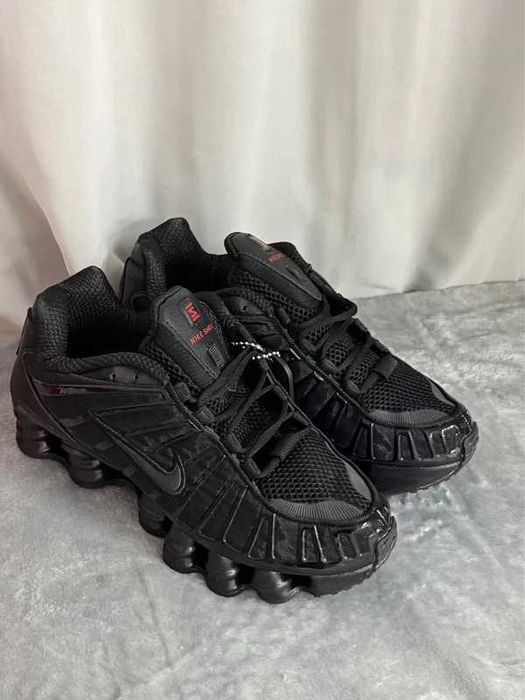 Buty-Trampk-Nike Shox TL Black Max r.45