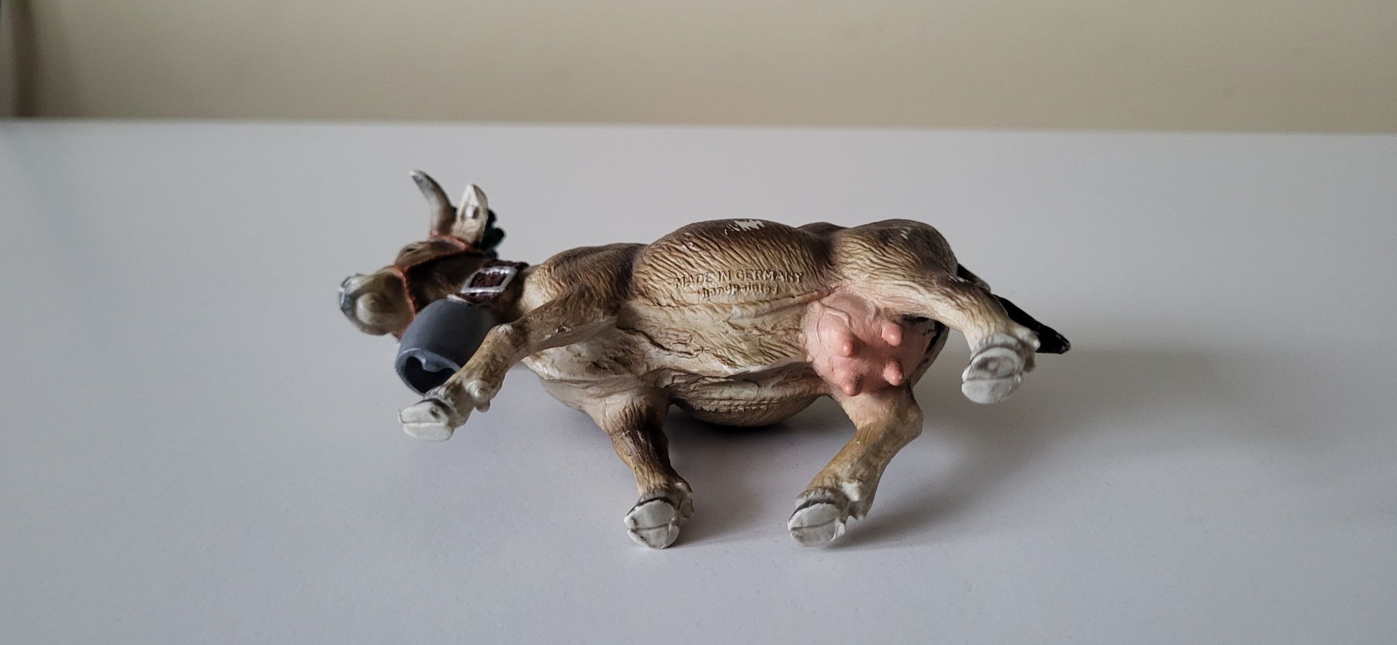 Bullyland krowa alpejska Darina figurka model wycofany