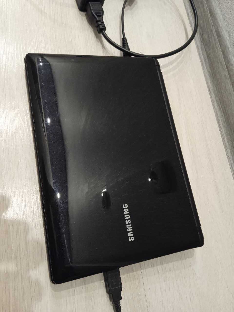 Ноутбук Samsung N150, ОЗУ 2Gb, HDD 160Gb, Win 8.1