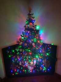 Pinheiro de Natal com decoração