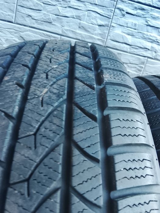 Opony zimowe Falken 195/60R15