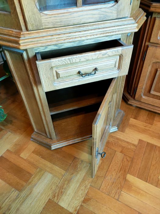 Komplet mebli dębowych PIECHOWICE.Witryna narożna komoda szafka pod TV