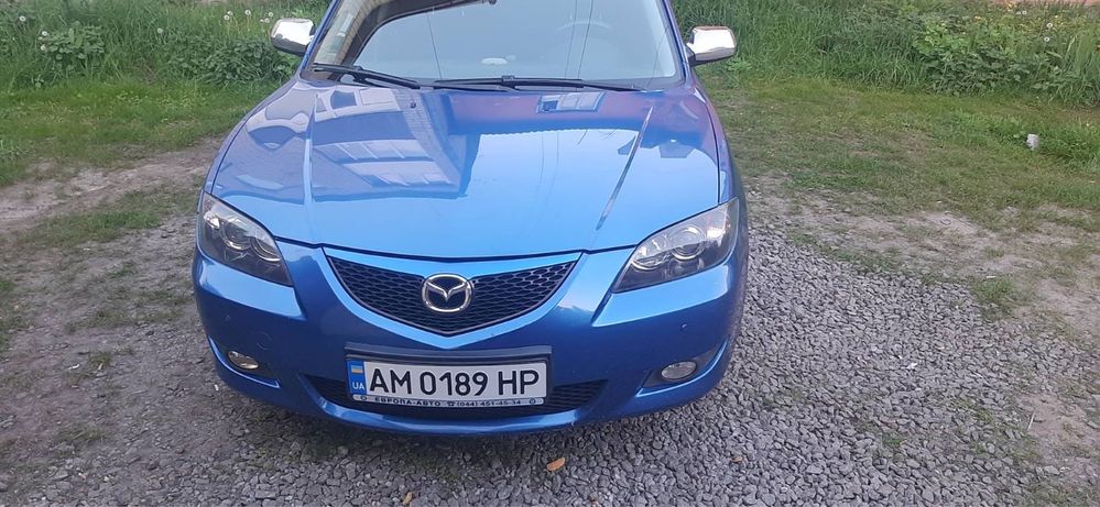 Продам Mazda 3