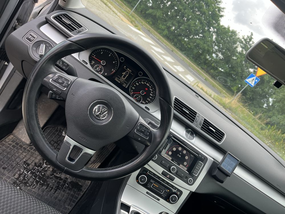 Volkswage passat b7 1.6 tdi bogata wersja