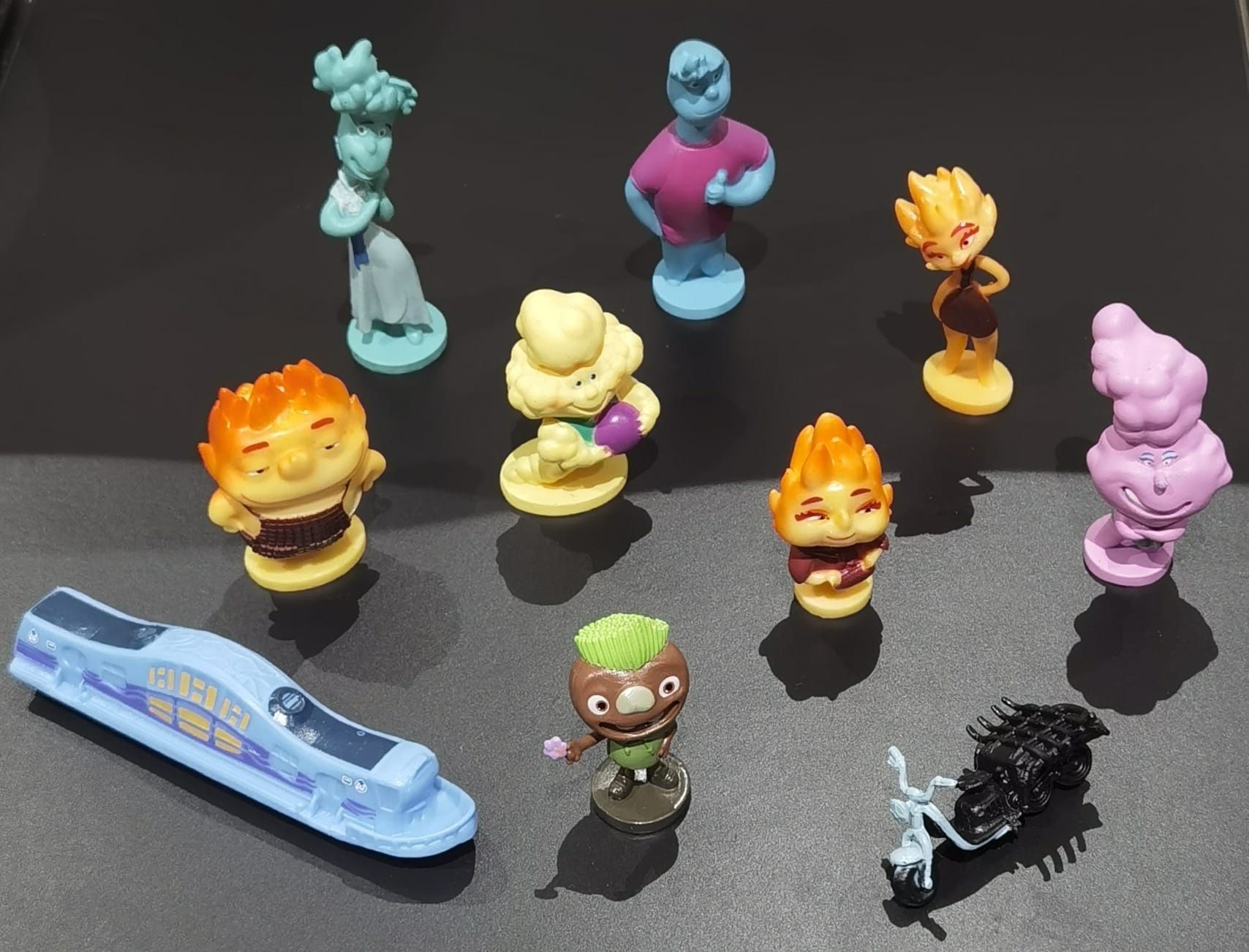 Elemental Pixar Lumen 3 (Kit miniatura)