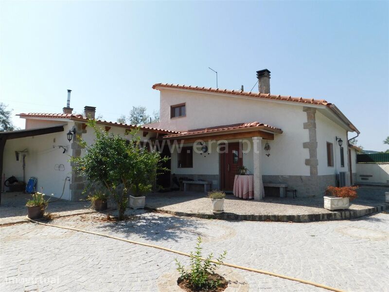 Moradia Isolada T3 / Gouveia, São Paio