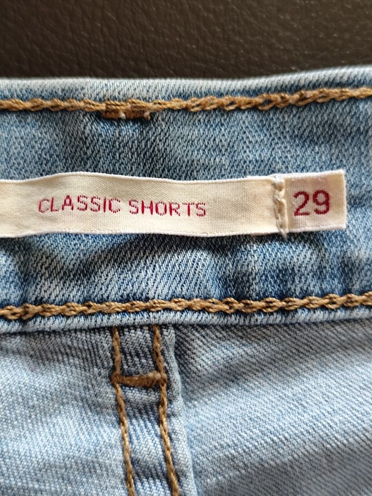 Krótkie spodenki Levi's męskie rozm.29.