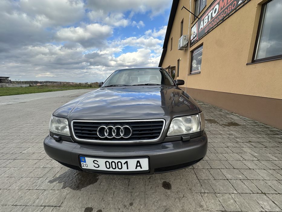 Продам ауді в хорошому стані