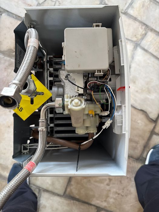 Esquentador Vulcano WR11 2 B23 em perfeito estado como novo .