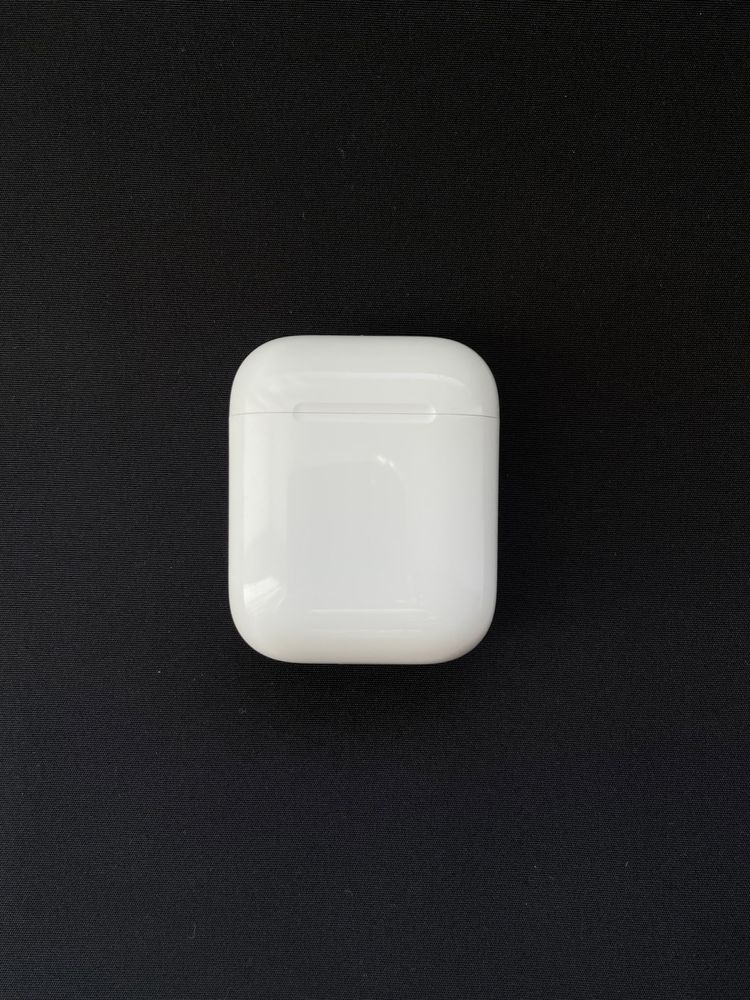 Кейс airpods 1/2 поколение оригинал, Б/У original