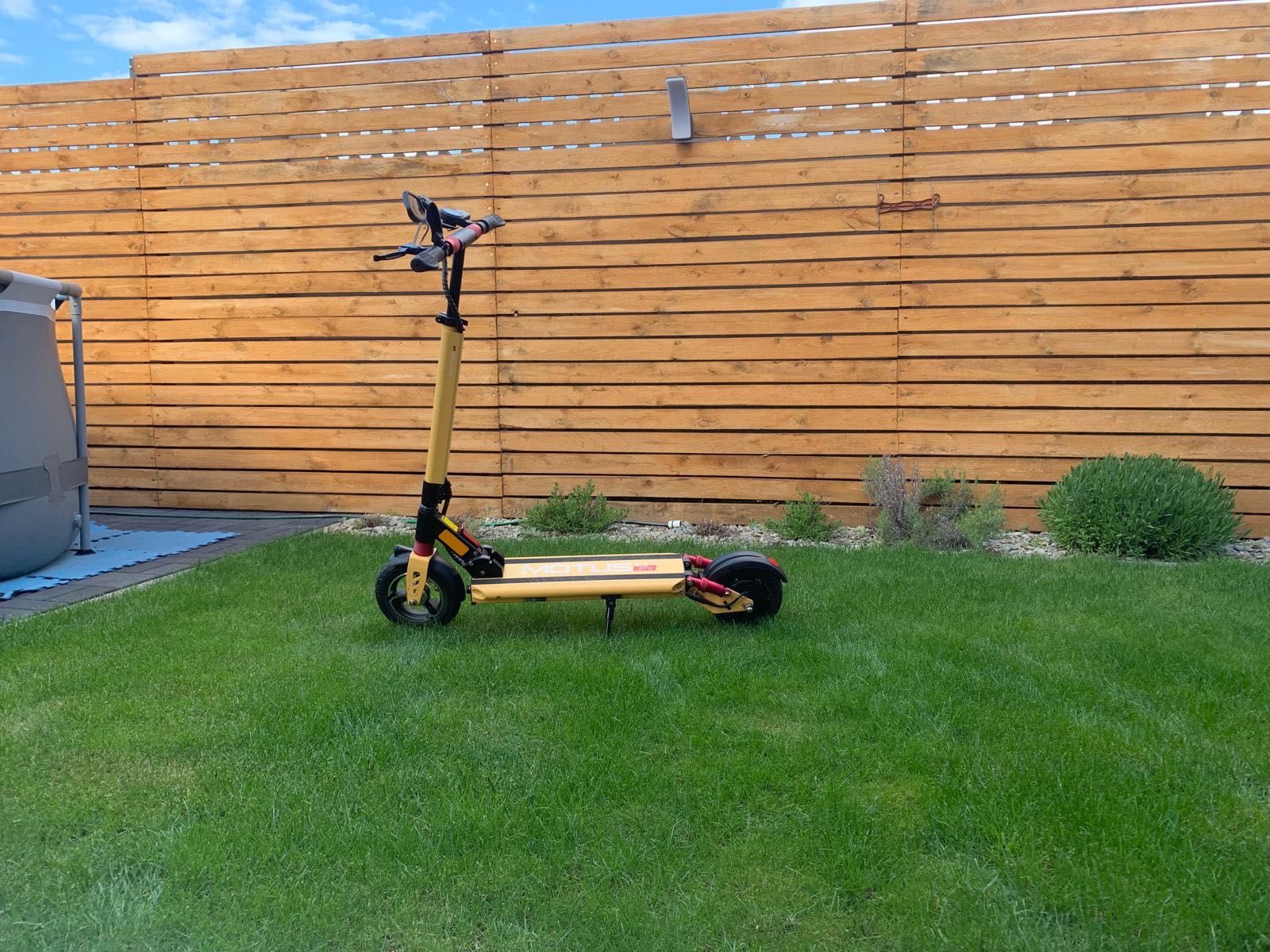 Hulajnoga Motus 8.5 lite pro -zadbana