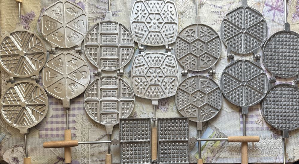 Вафельница треугольник бельгийская венская для выпечки печенья на газу