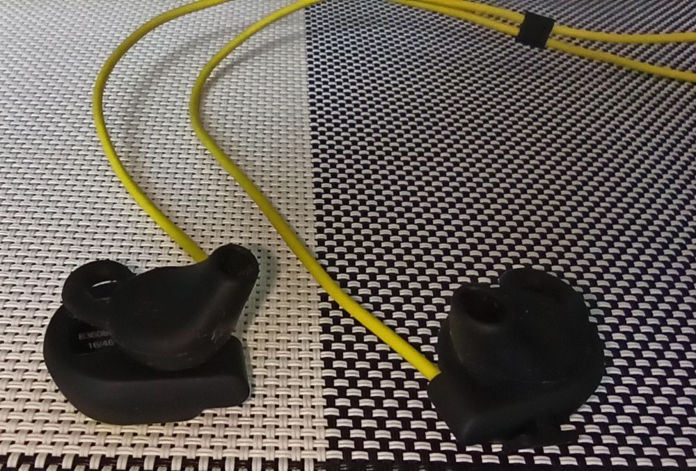 Auriculares Desporto com pouco uso