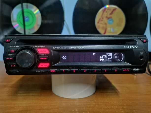 Radio Sony CDX-GT23 CD Aux