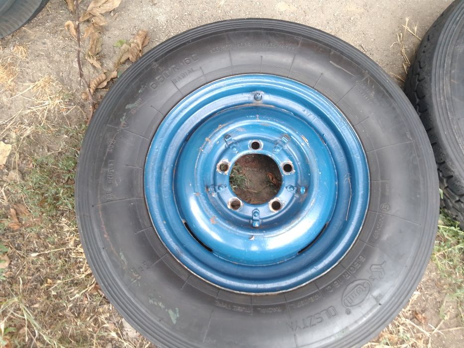 Колеса резина р16 газ 20 21 жук Нисса
