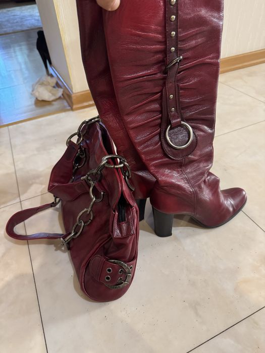 Комплект жіночі чоботи та сумочка