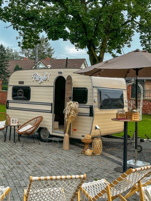 Fotoprzyczepa fotobudka bar mobilny fotobus