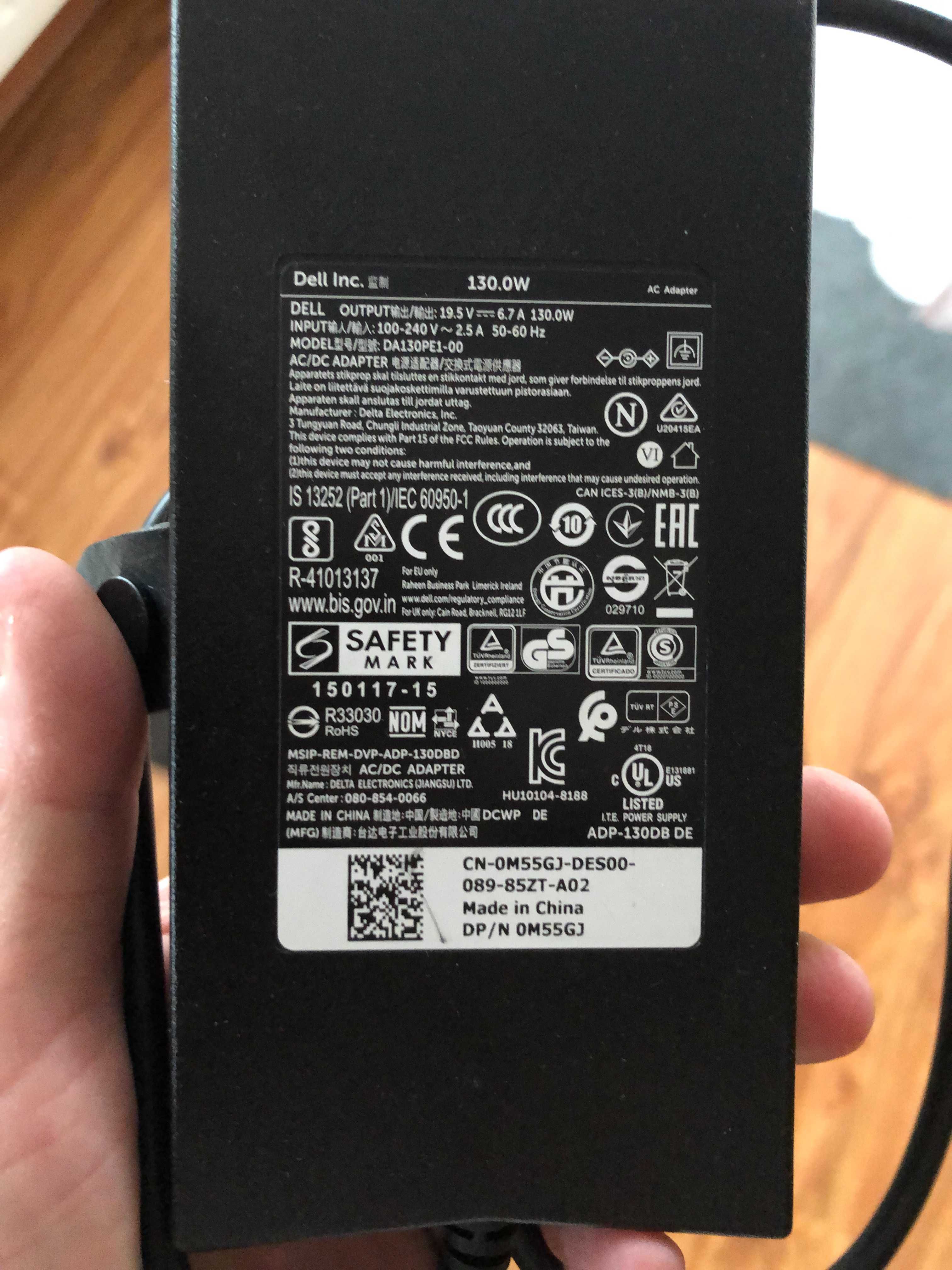 Stacja dokująca Dell WD19 z zasilaczem 130W