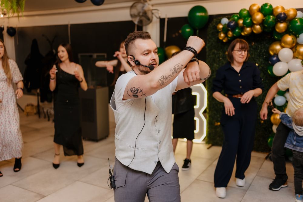 DJ & Wodzirej na Twoją impreze ! 18stki , urodziny , wesela , eventy:)