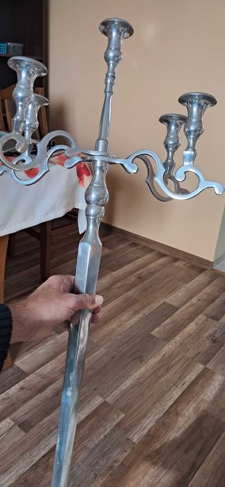 Sprzedam wysoki świecznik piękny , 103 cm
