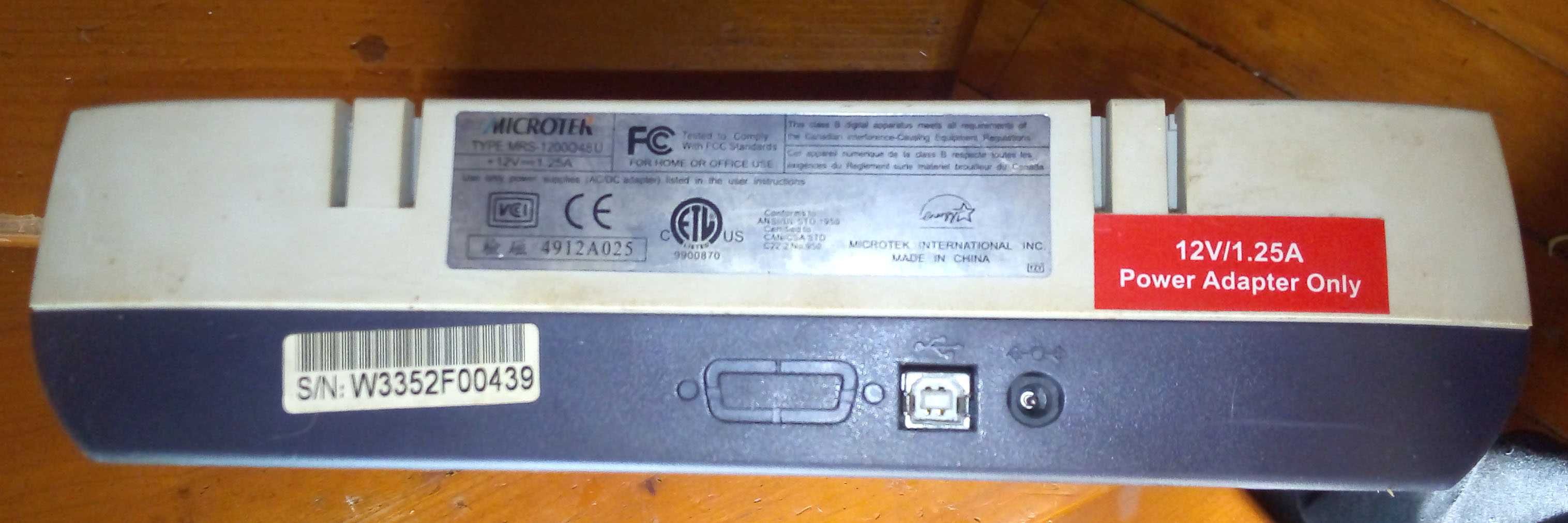 Сканер Microtek Scanmaker 3830