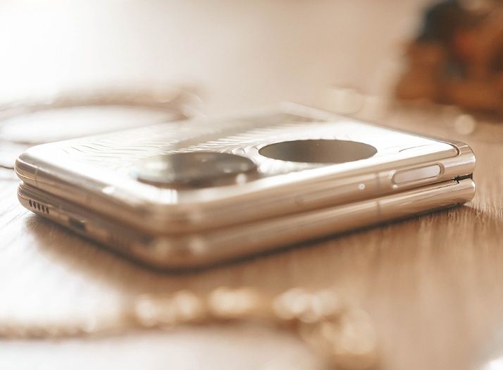 Huawei P50 Pocket Premium Edition