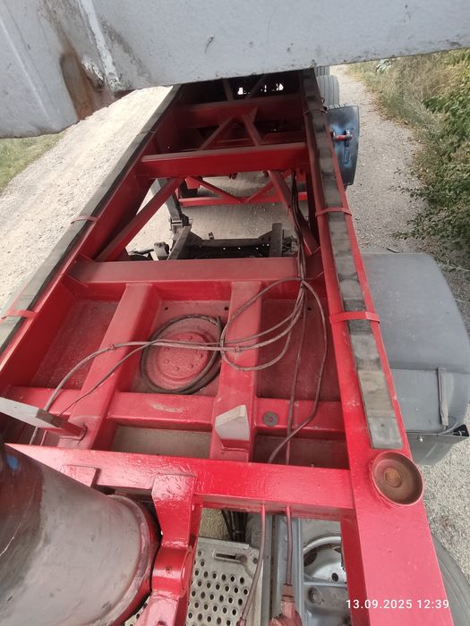 Продам самосвал.