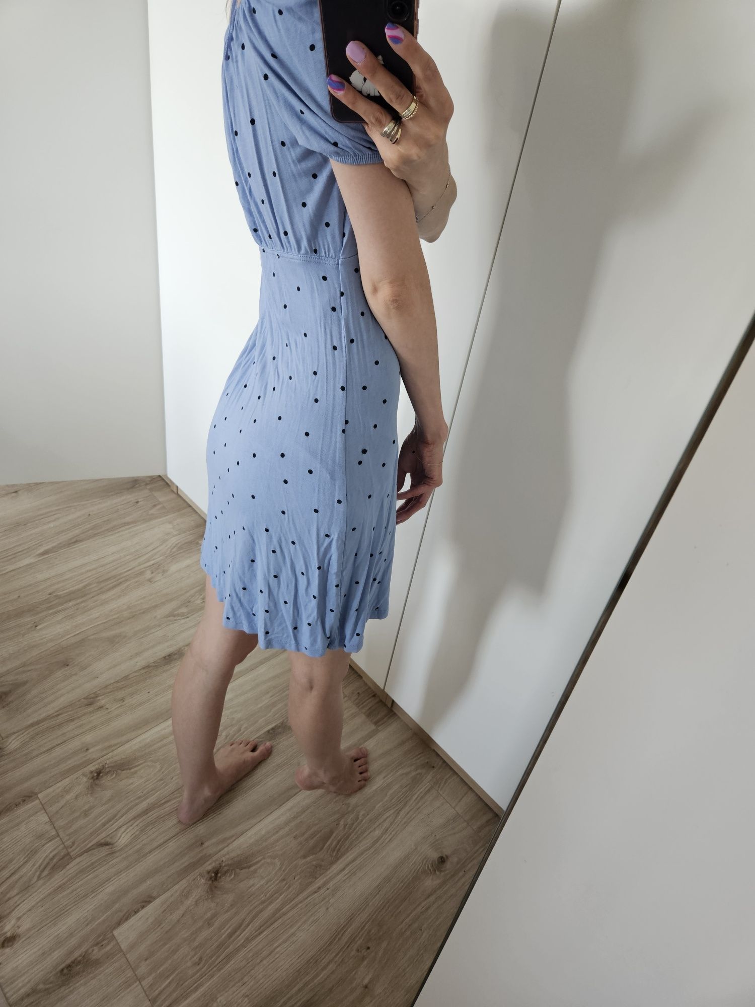 Śliczna letnia sukienka coquette z bufkami w kropeczki viral Miss S