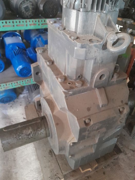 Silnik elektryczny motoreduktor przekładnia Silnik wibracyjny wibrator