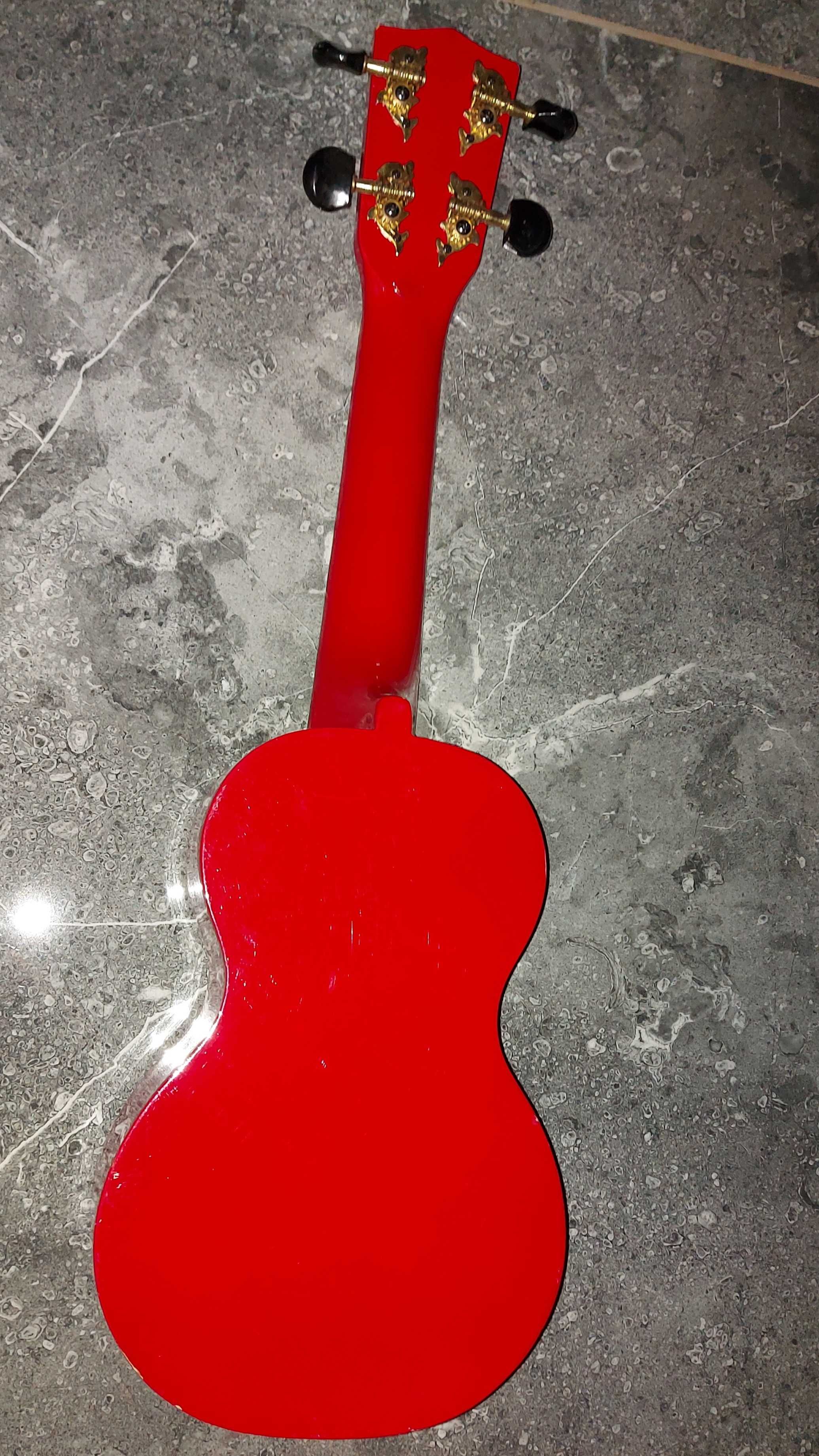 Ukulele czerwona gitara