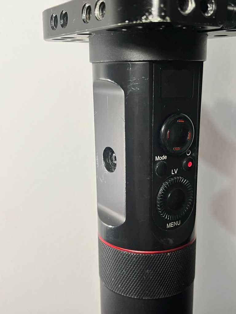 Stabilizator zhiyun crane 2