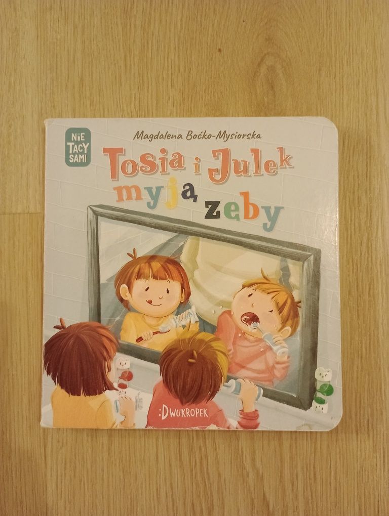 Tosia i Julek myją zęby - stan dobry