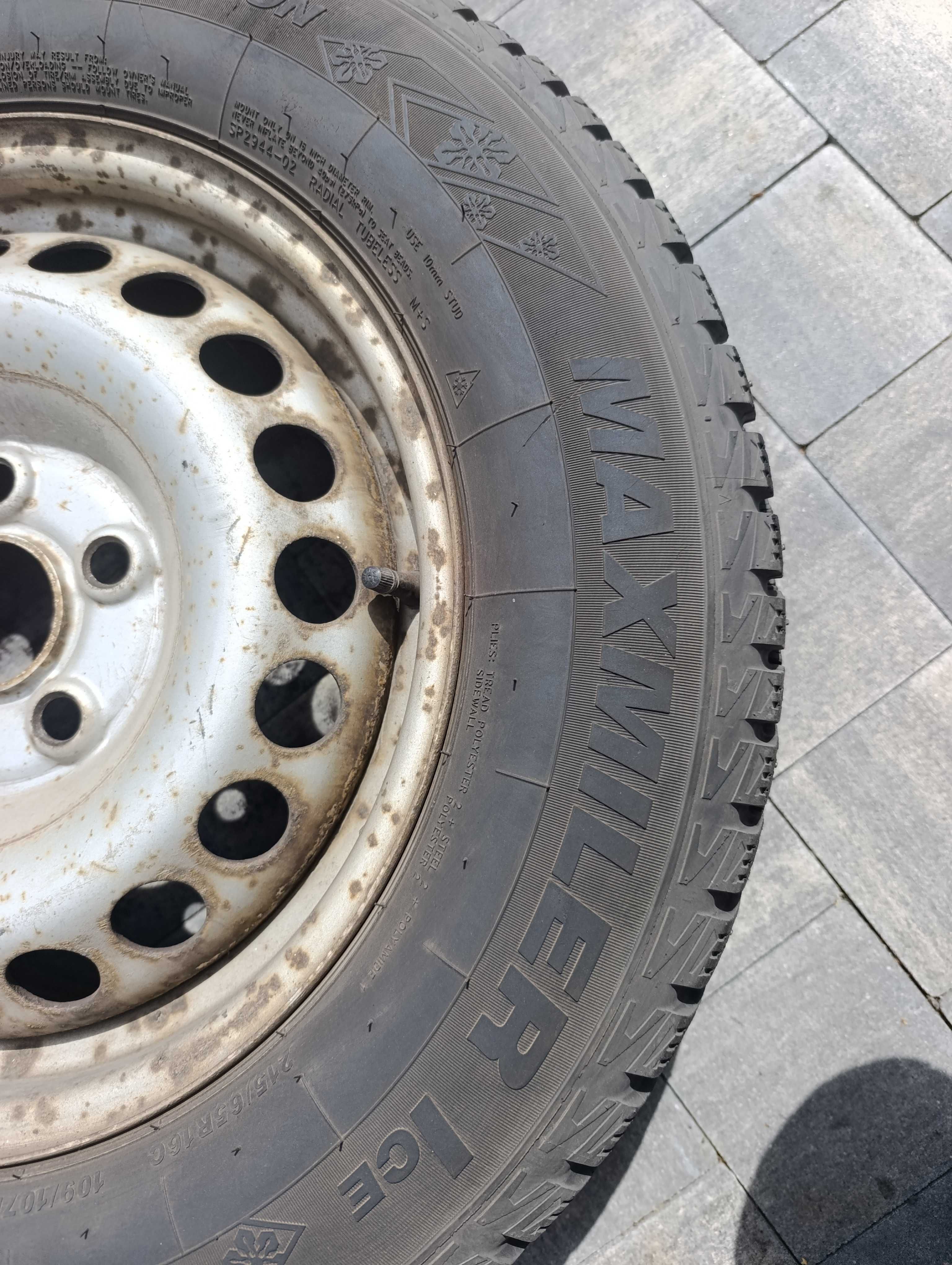Koła zimowe VW T5 T5 lift 5x120 opony 215/65/16C 2024 r.