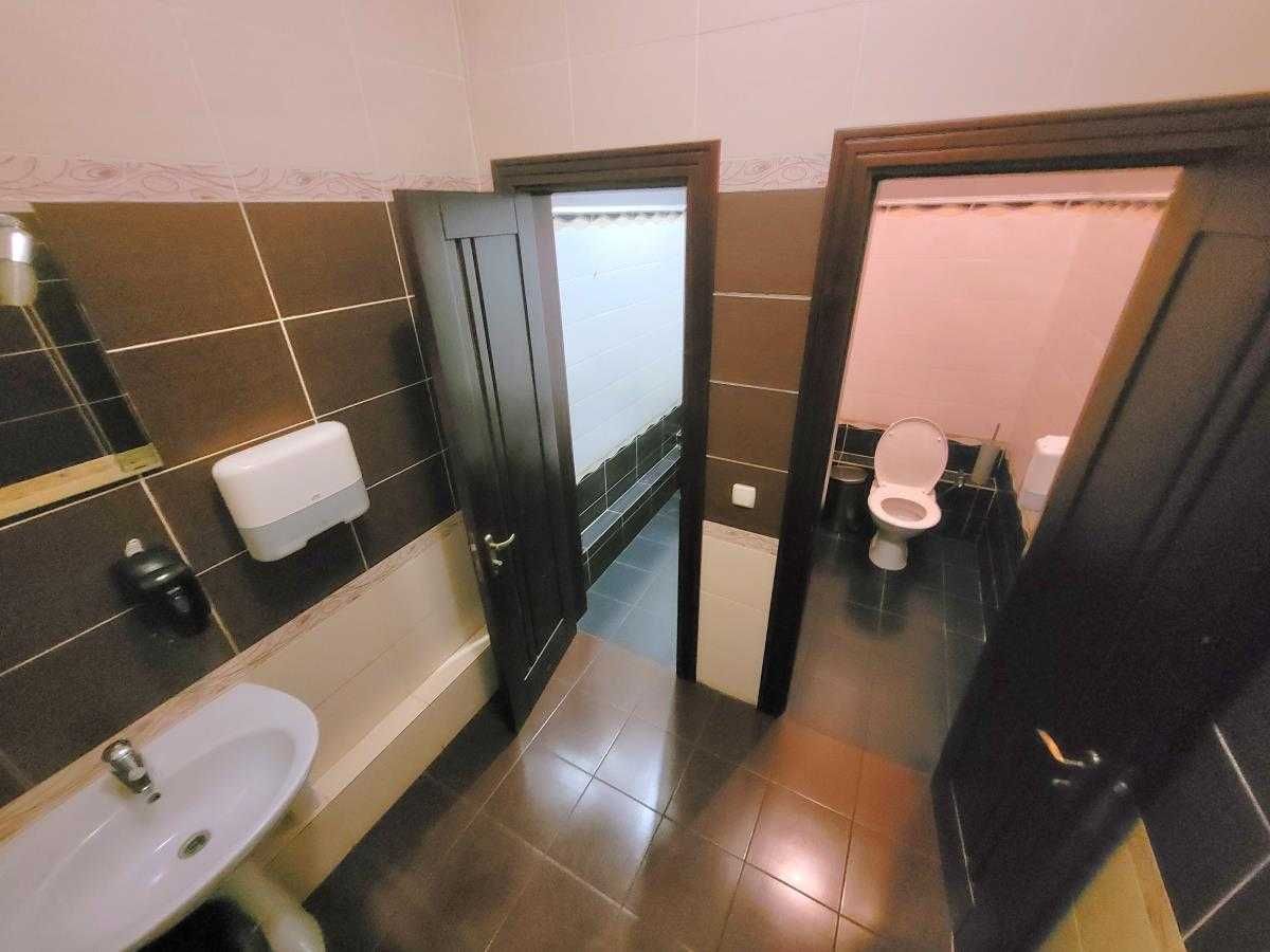 Продаж комерційного приміщення. вул.Хмельницького