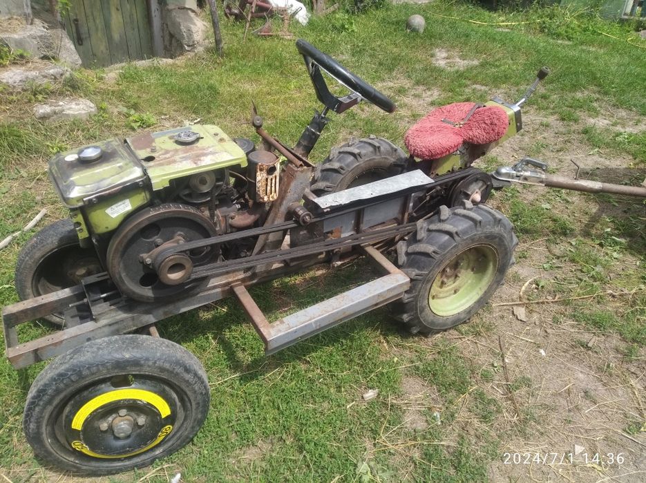 Продам терміново мінітракторця