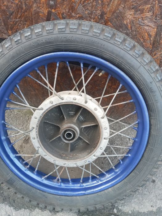 Колесо дніпро -мт 3.75-19 -відмінний стан