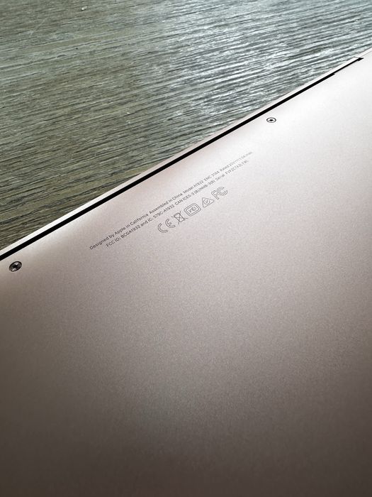 Macbook Air 2019 rose gold jak nowy!