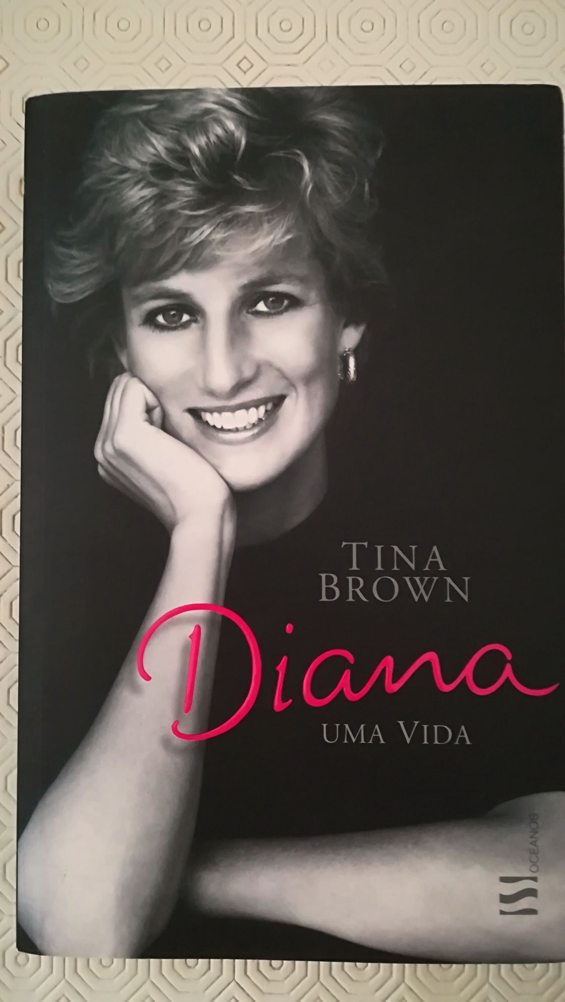 Livro e DVD princesa Diana