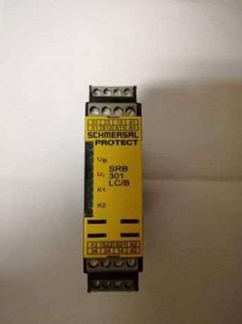 Relé de Segurança Schmersal Protect Srb 301 LC/B - 24 V