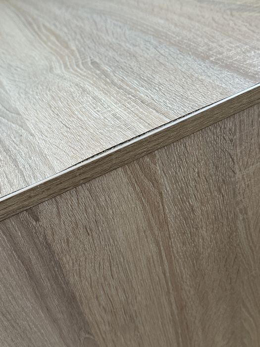 Стіл компʼютерний з полицями